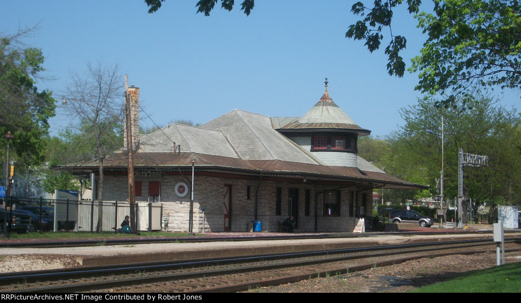 Kirkwood Amtrak station